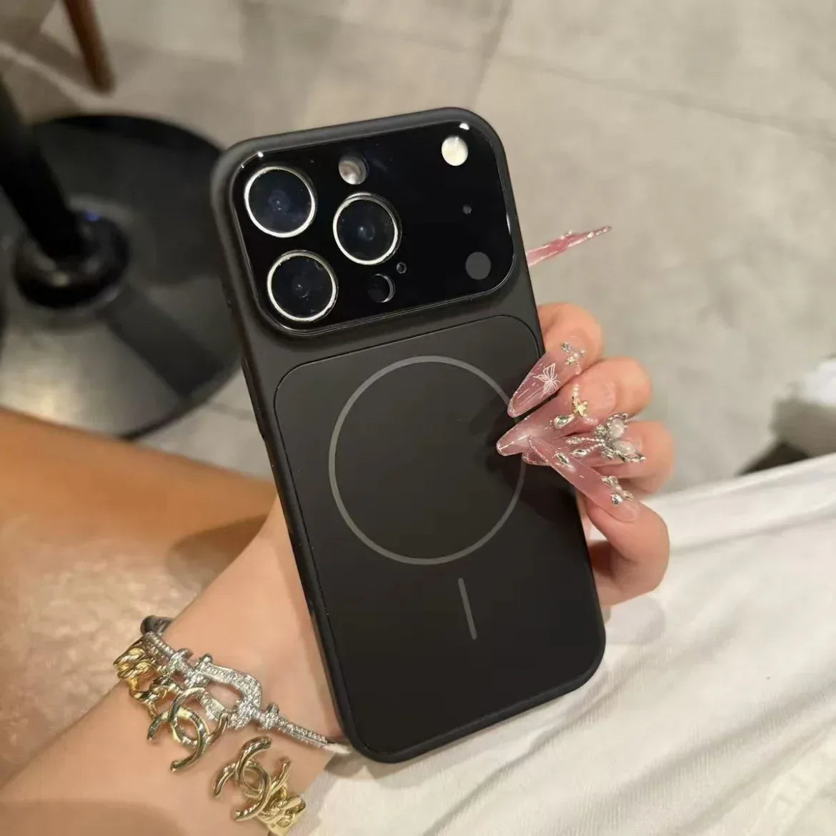 Solid Color All-inclusive Magnetic iPhone Case - Viexta