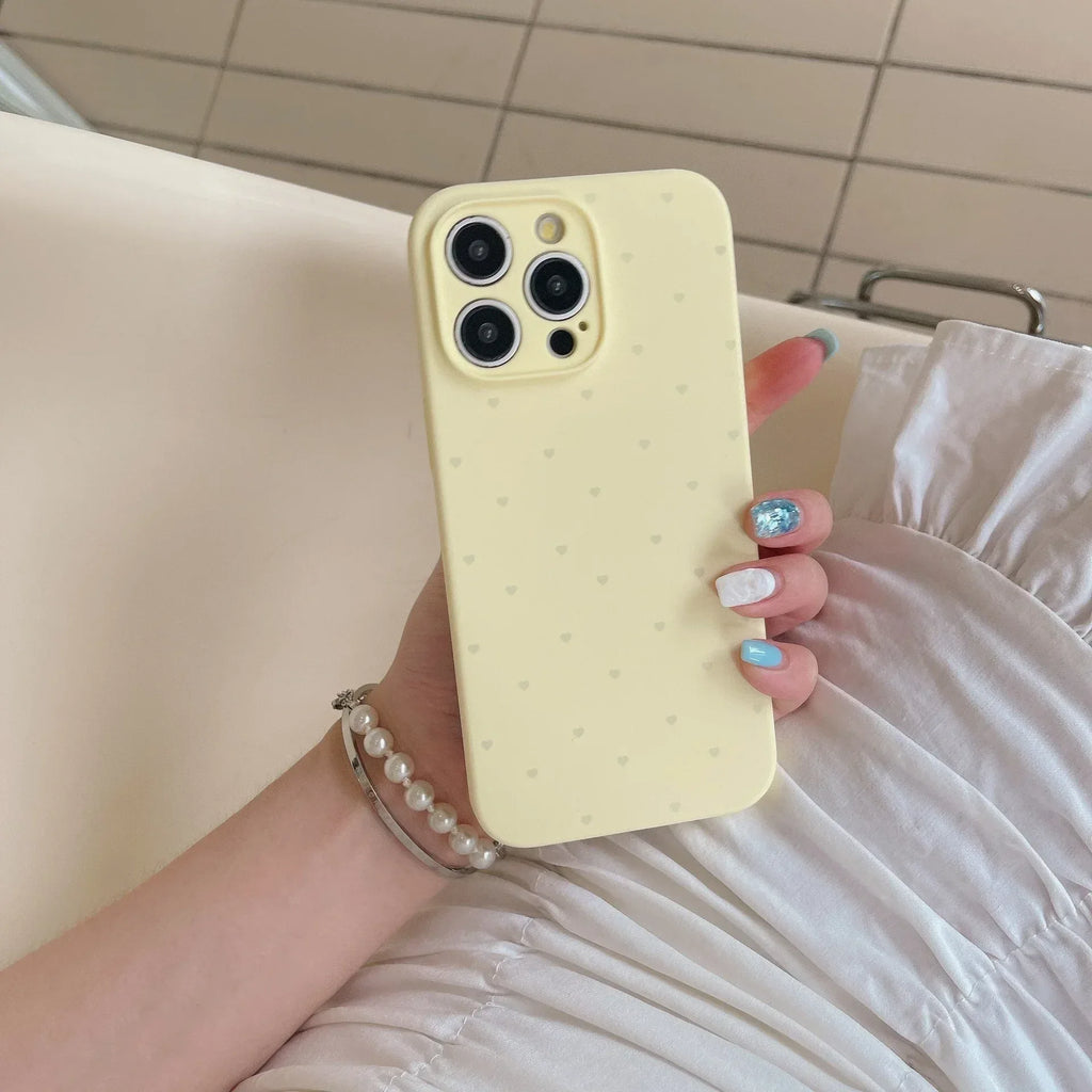 love-heart-liquid-silicone-buck-resistance-iphone-case - Viexta