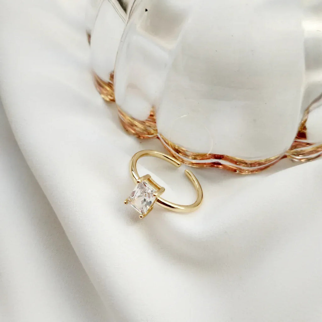 Sterling Silver Square Diamond Ring - Viexta