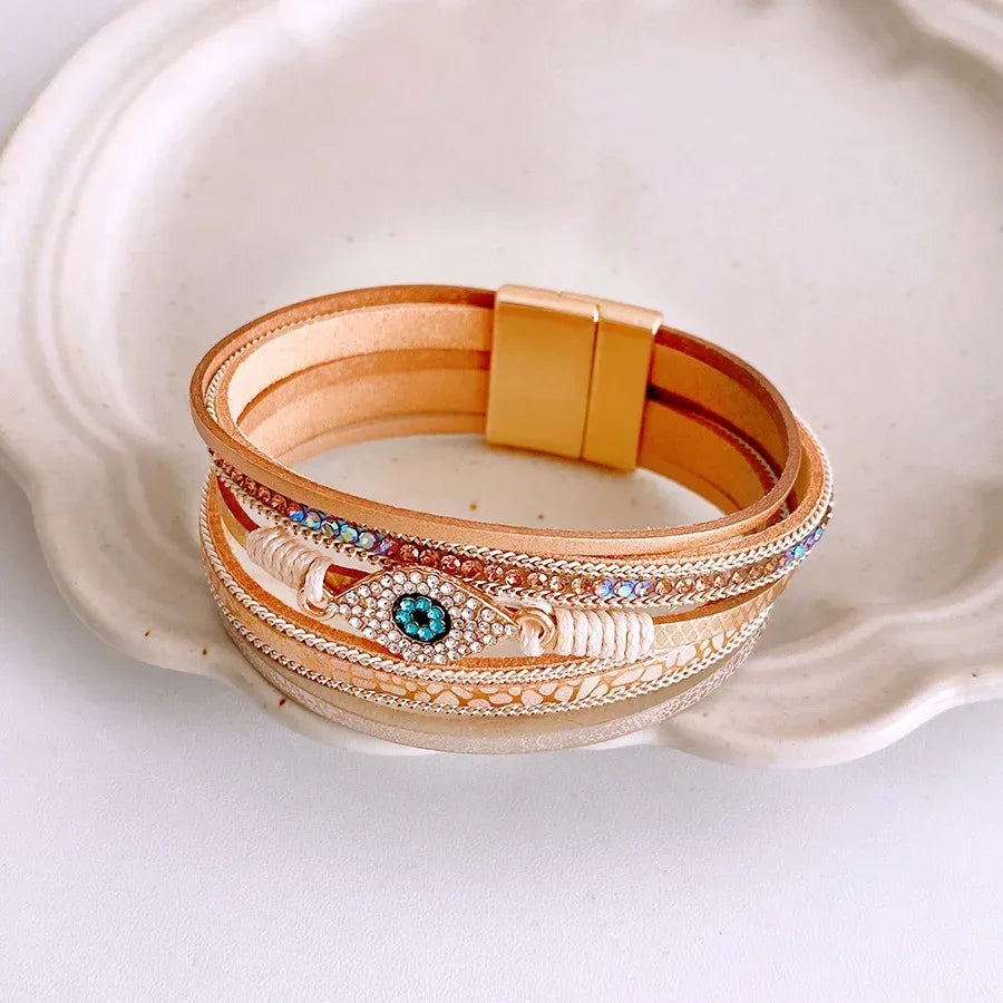 Diamond-embedded Bracelet - Viexta