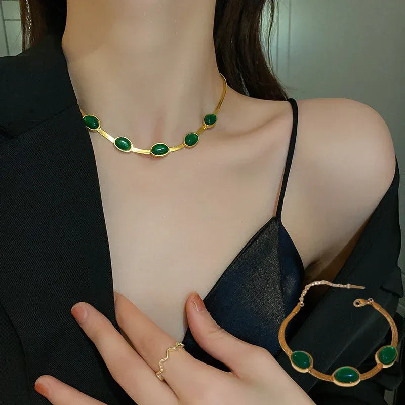 Green Stone Crystal Snake Chain - Viexta
