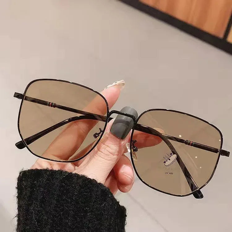 color-changing-glasses - Viexta