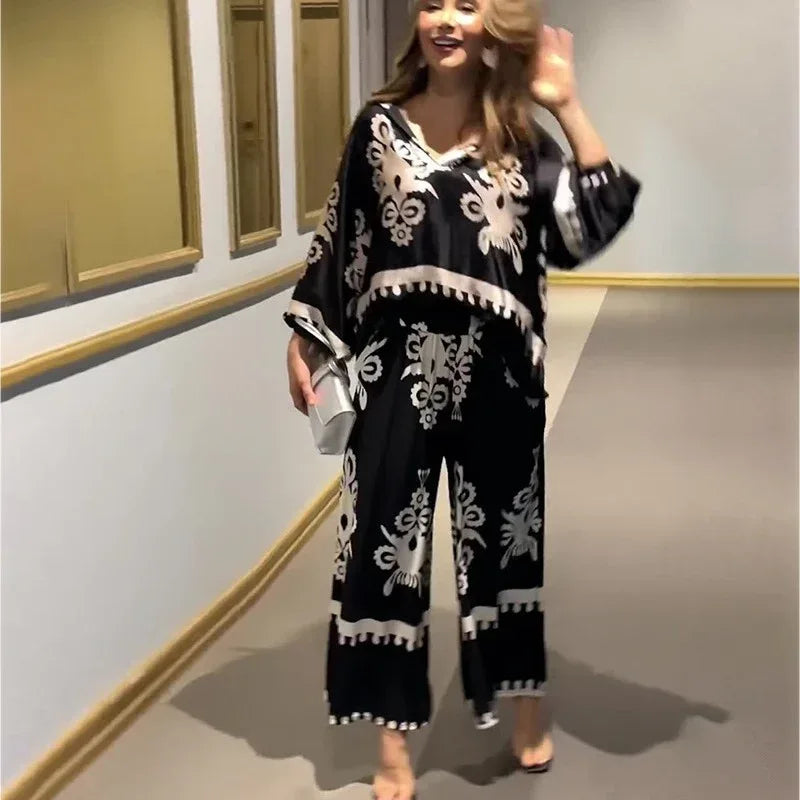 Printed Long Sleeve Top And Trousers Two-piece Set - Viexta