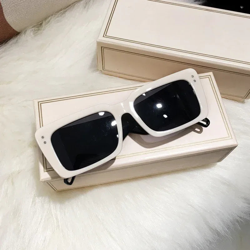 Rectangular Frame Sunglasses - Viexta