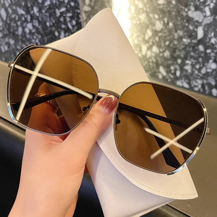 Female Fashion Simple Thin Anti-UV Sunglasses - Viexta