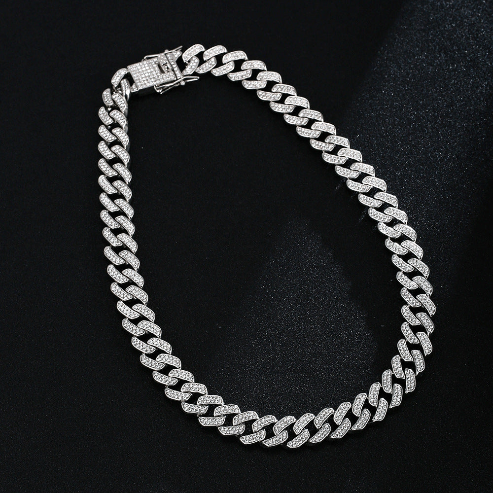 diamond-inlaid-necklace