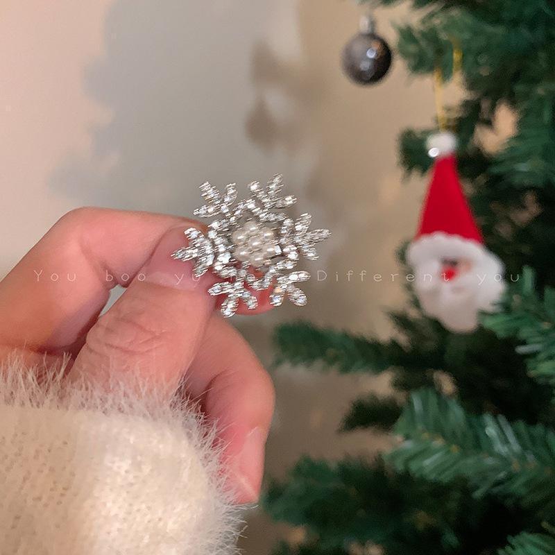 Cyrstal Snowflake Pearl Hair Clip - Viexta