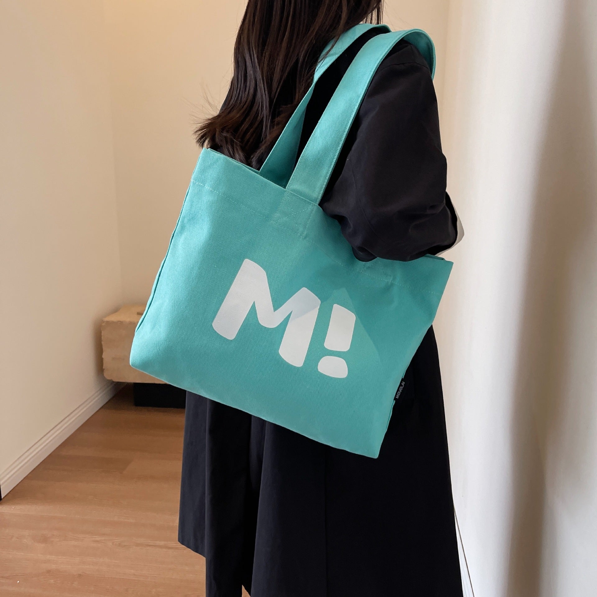 letter-printed-canvas-totes-bags