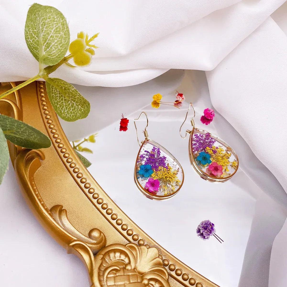 Drop-shaped Natural Dried Flower Earrings - Viexta
