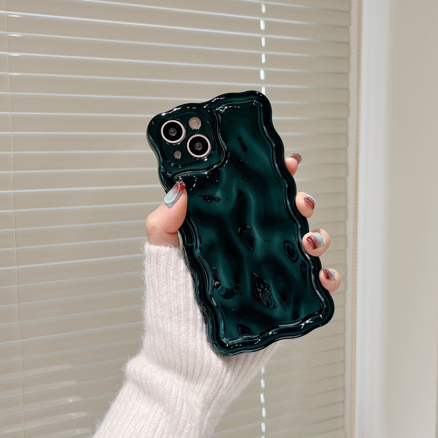 Niche Wind Wave Shell iPhone case