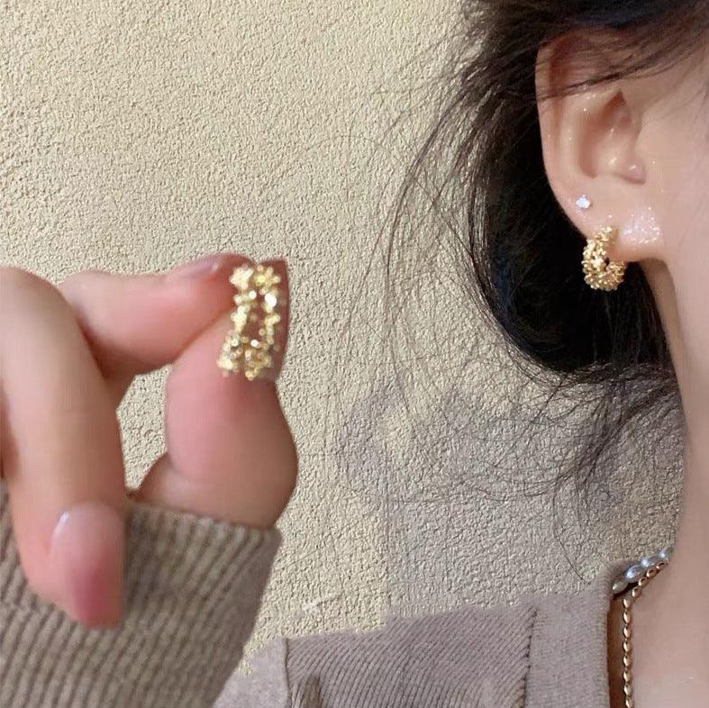18k-retro-hong-kong-elegant-ear-studs - Viexta