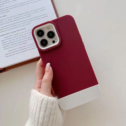 Contrasting IPhone Cases