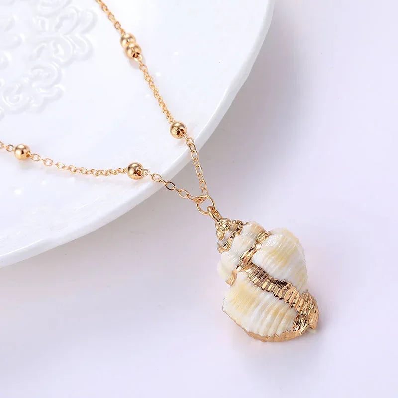 Women's Beach Shell Gold-plated Edge Pendant Necklace - Viexta