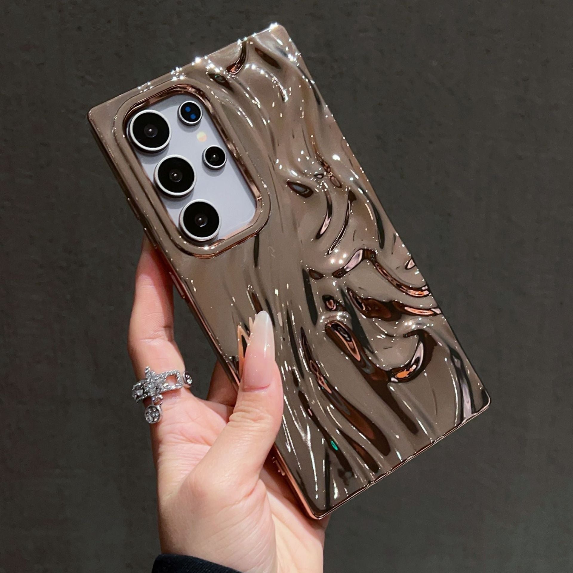 Three-dimensional Pleated Samsung Case