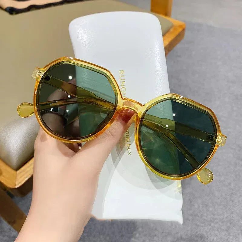 womens-fashion-retro-small-frame-sunglasses - Viexta