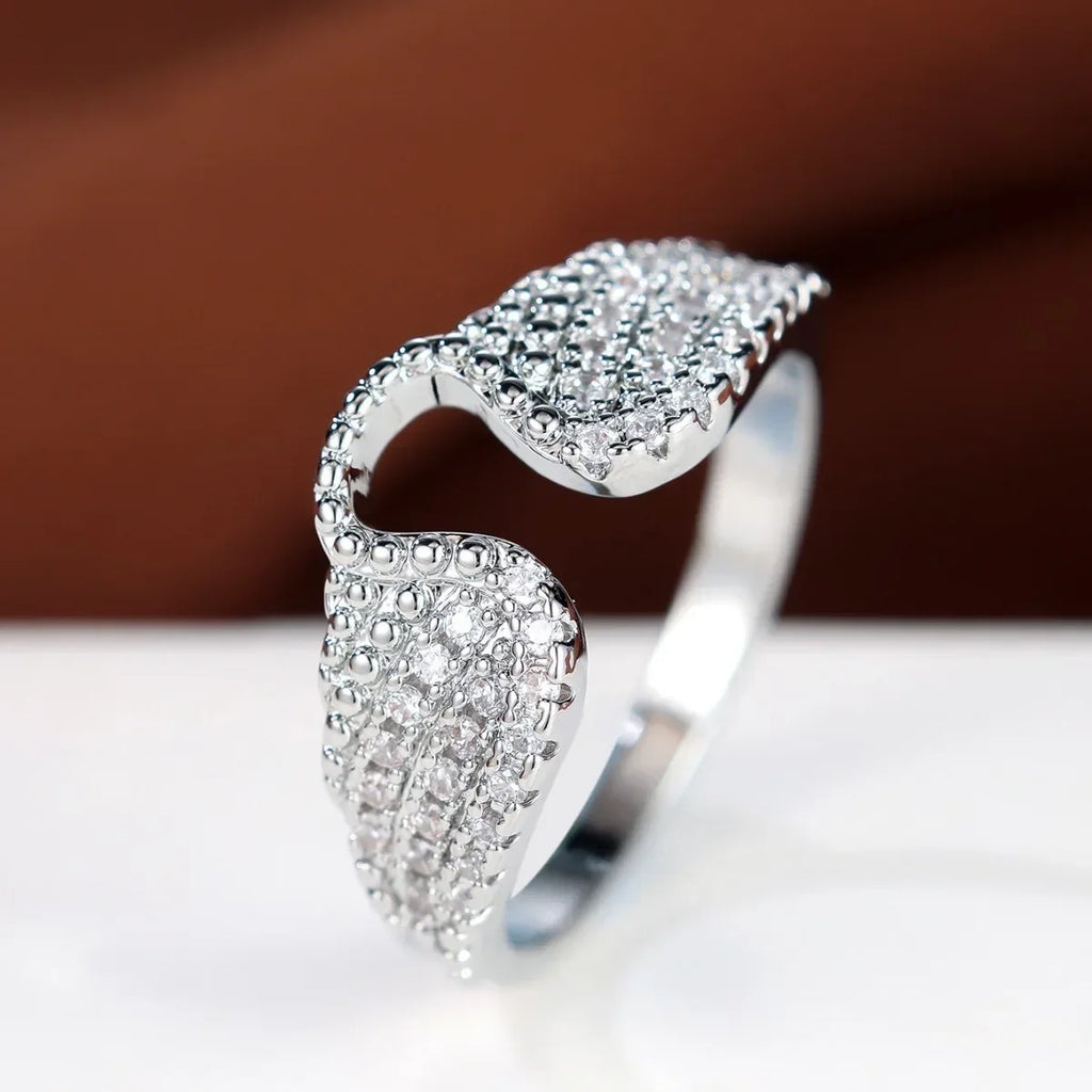 round-wings-unique-ring - Viexta