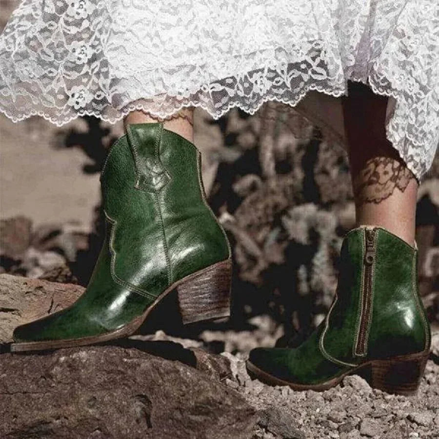 Pointed Side Zip Short Boots - Viexta