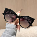Fashionable Cat-Eye Sunglasses In Bold Contrasting Colors - Viexta