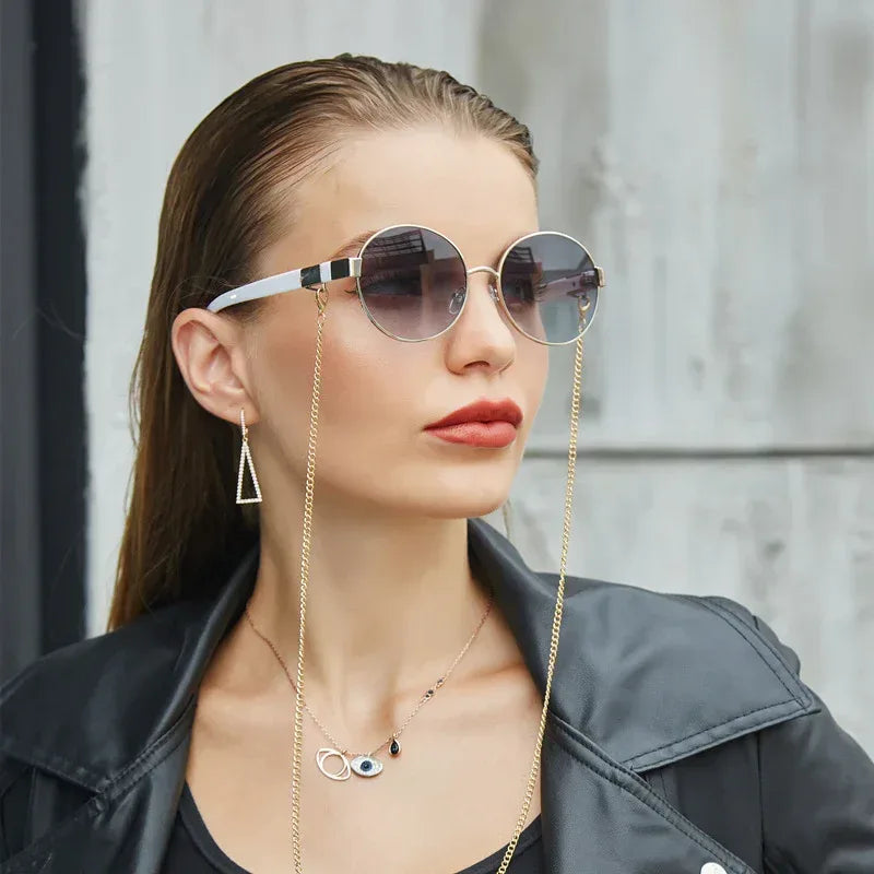 Small Round Frame Sunglasses With Chain - Viexta