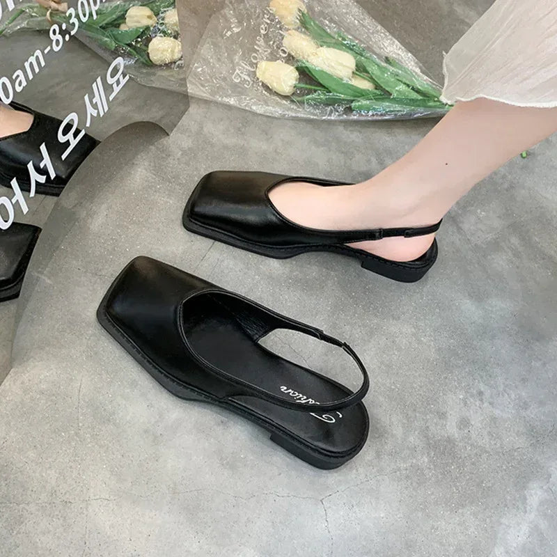 Retro Closed Toe Sandals - Viexta