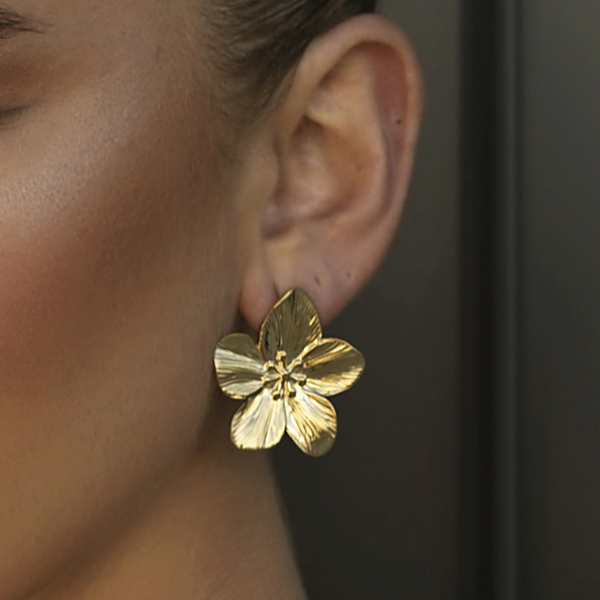 Matte Retro Gold Stainless Steel Flower Stud Earrings