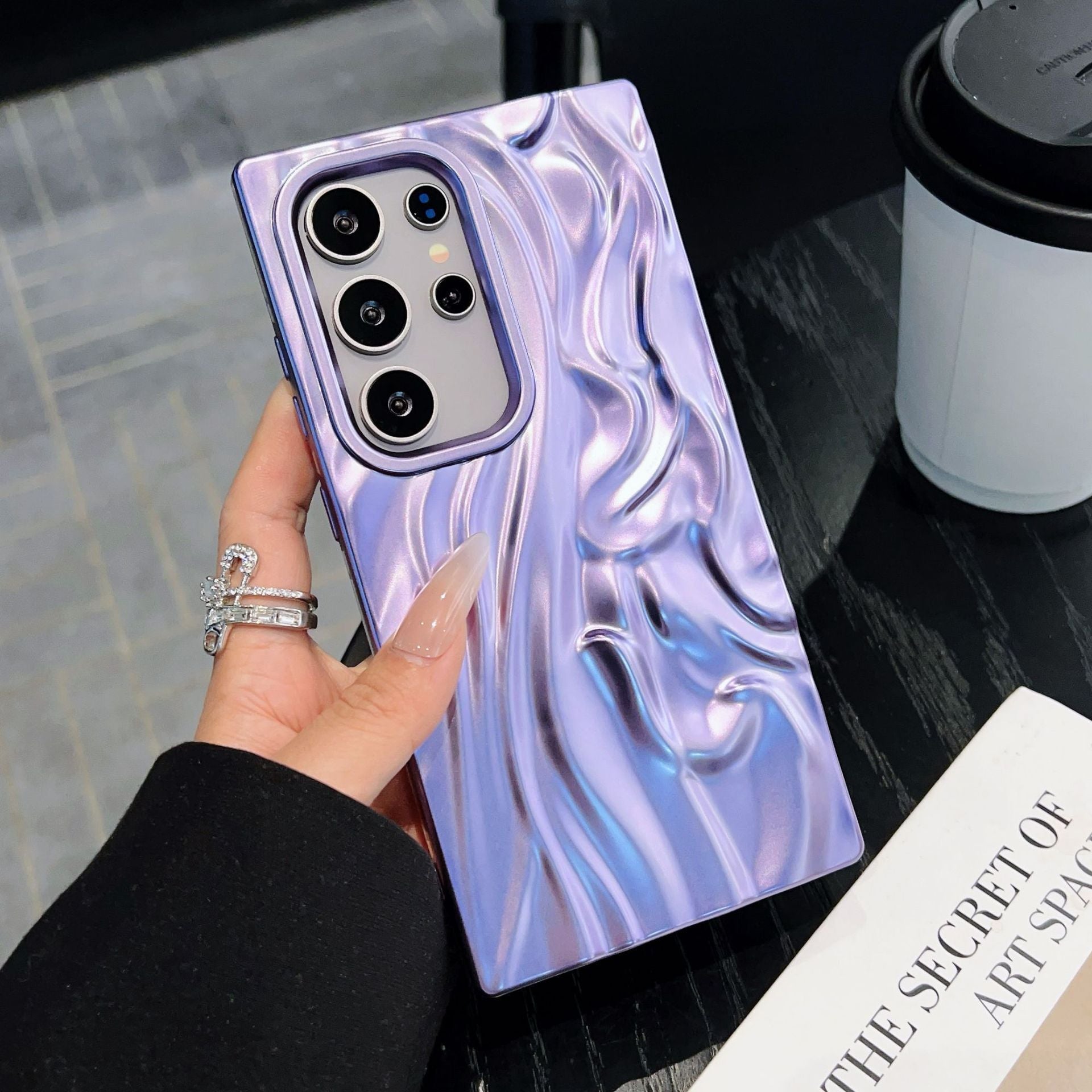 Three-dimensional Pleated Samsung Case