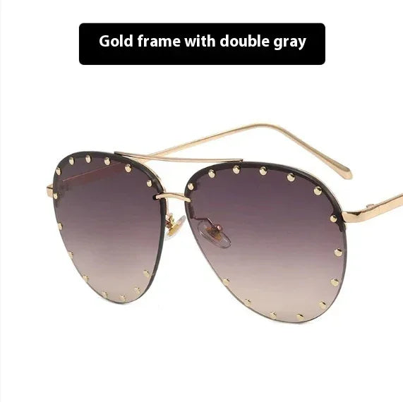Women's Metal Rivet Large Frame Fashionable Sunglasses - Viexta