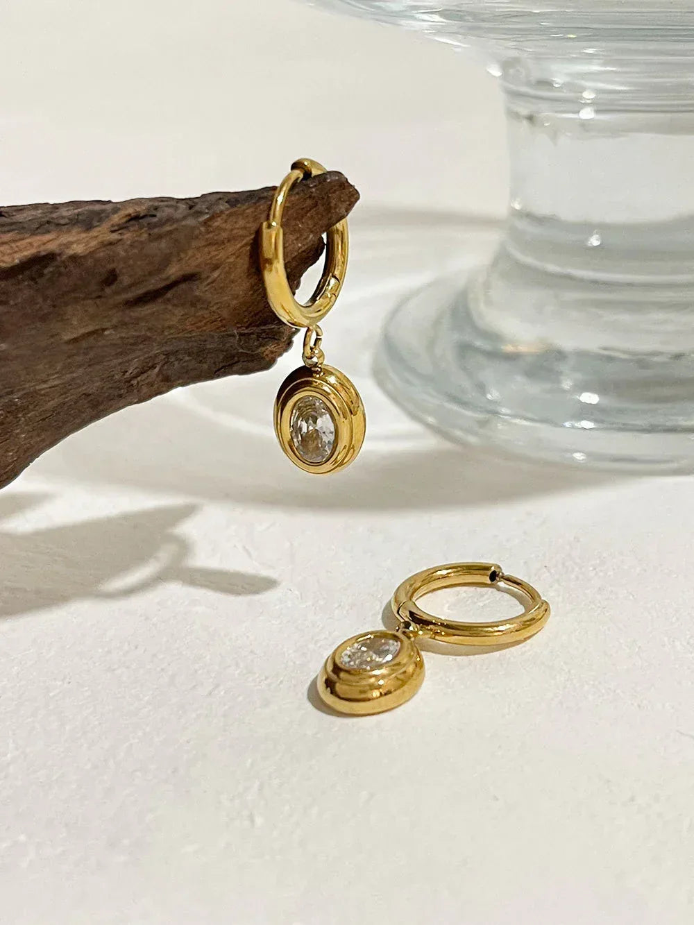 Emerald Zircon Oval Huggies - Viexta