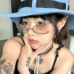 womens-fashion-cat-eye-hollow-sunglasses - Viexta