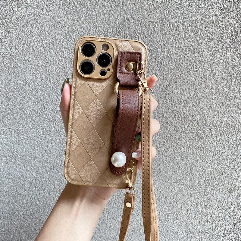 diamond-coffee-color-pearl-wrist-strap-iphone-case - Viexta