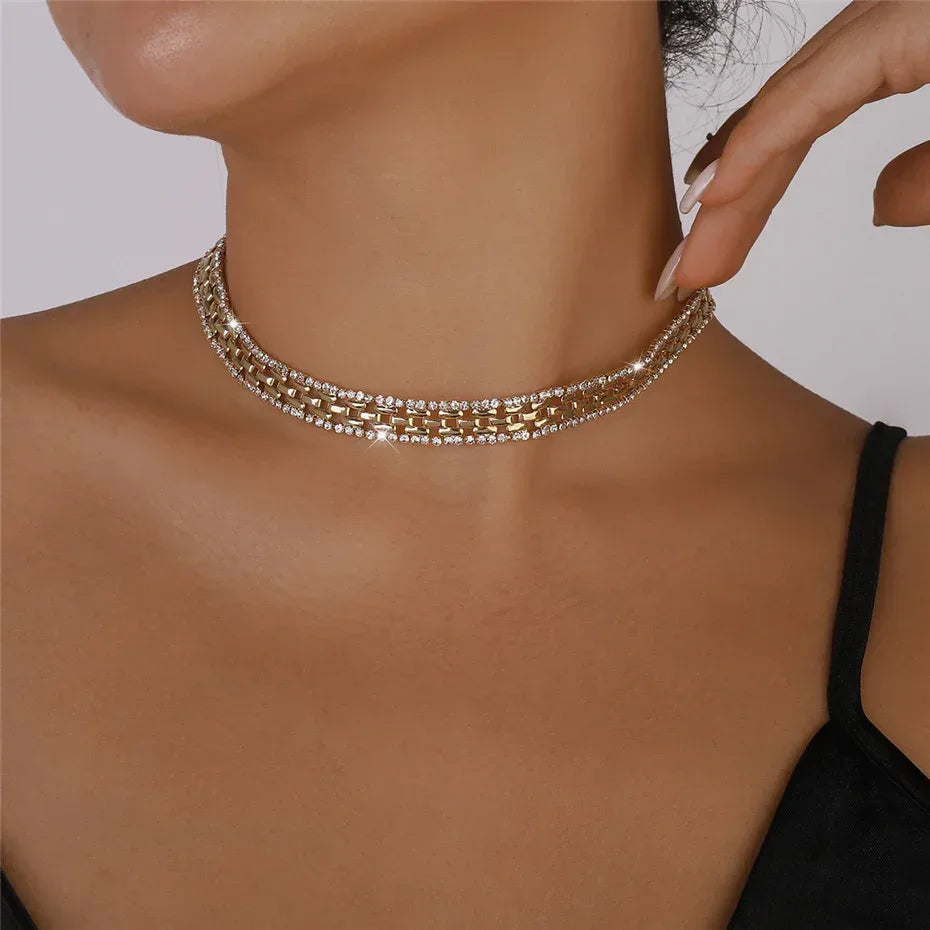 exaggerated-claw-chain-rhinestone-tassel-necklace - Viexta