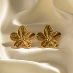 matte-retro-gold-stainless-steel-flower-stud-earrings - Viexta