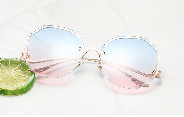 Irregular Rimless Edge Sunglasses