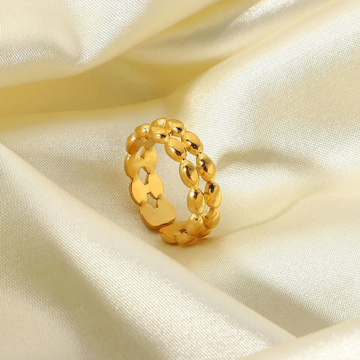 Maggie Gold Ring - Viexta