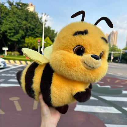 Bee Wing Movement Stirs Up Dolls