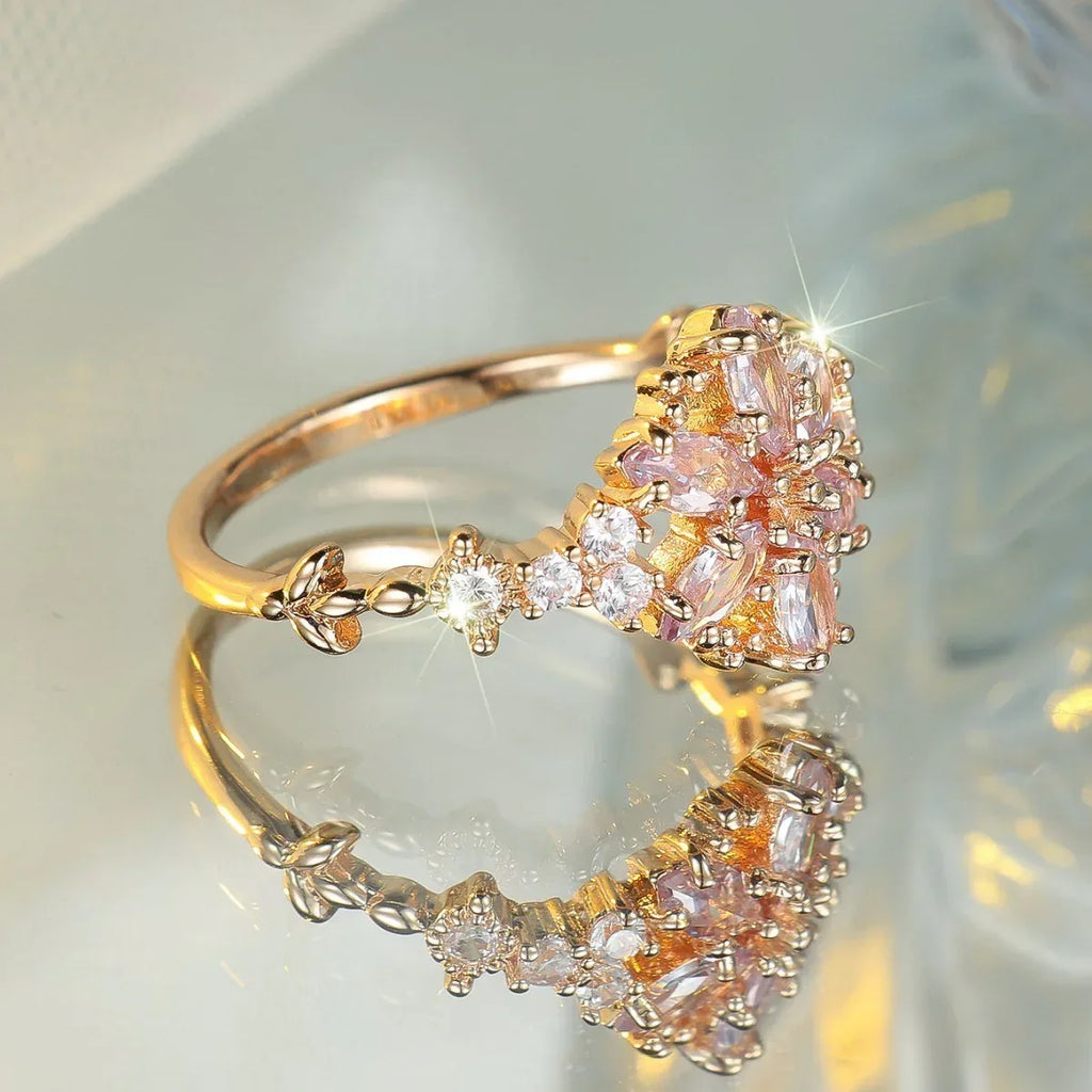 round-champagne-gold-horse-eye-diamond-ring - Viexta