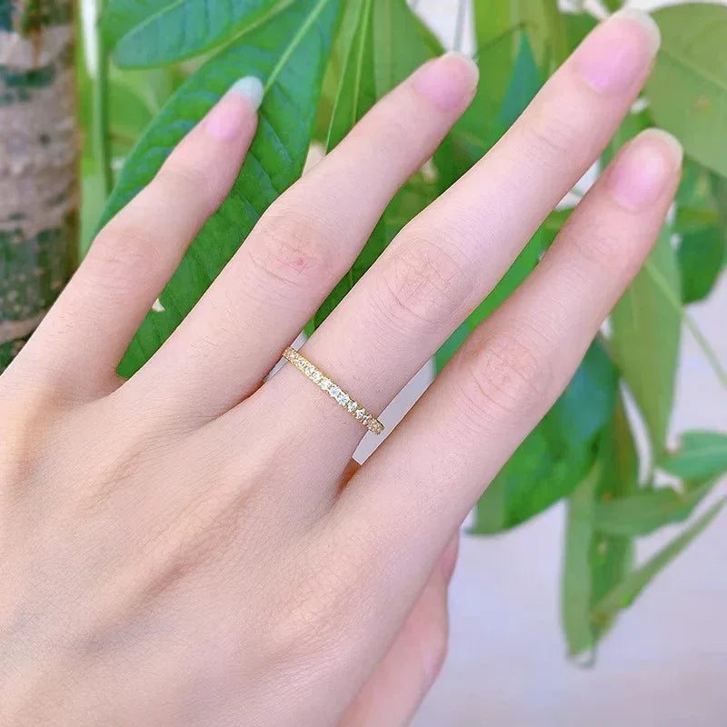 Womens Square Rivet Diamond-Encrusted Ring - Viexta