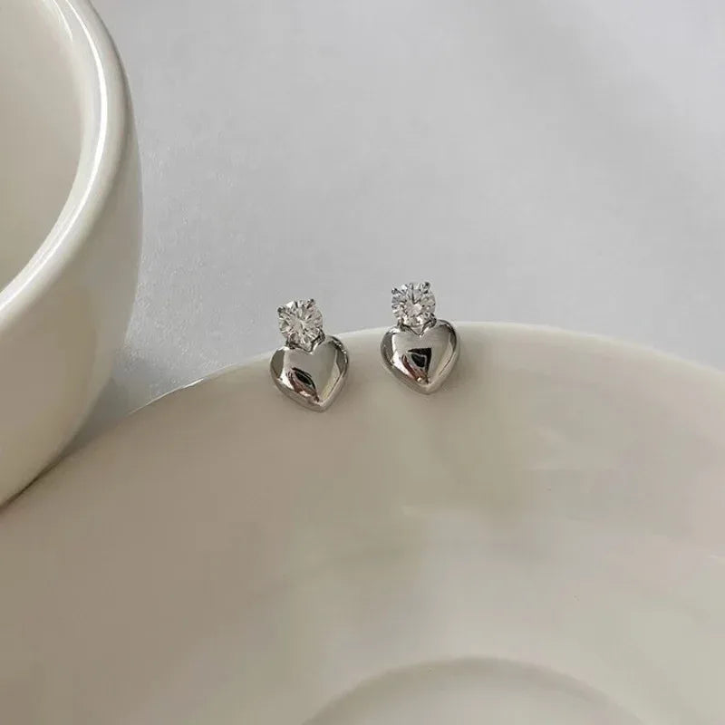 Rhinestone Love Women's Stud Earrings - Viexta