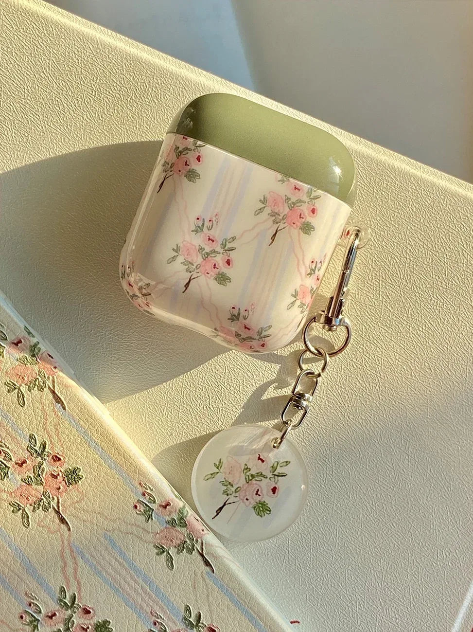 airpods-bouquet-flower-earphone-protective-cover - Viexta