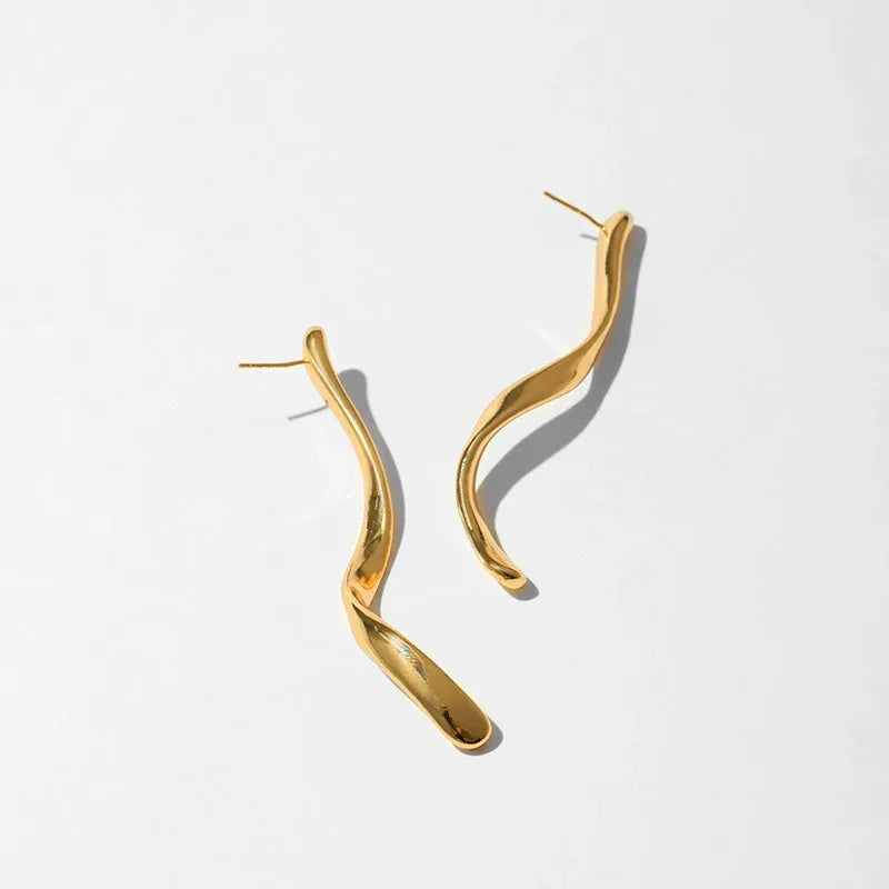 Irregular Line Design Ear Studs - Viexta