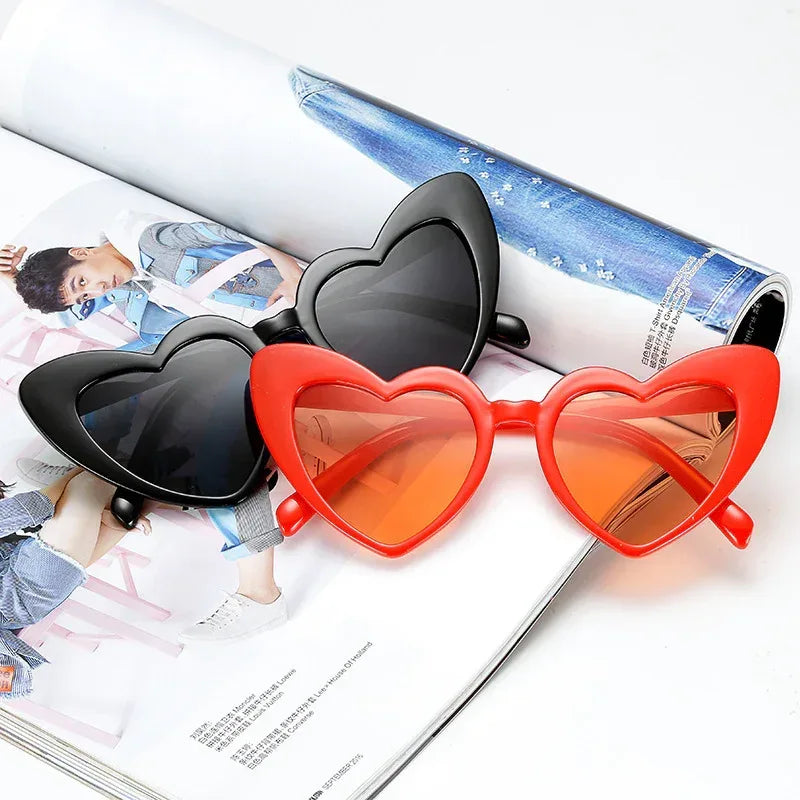 Fashion Love Big Face Thin Sunglasses - Viexta