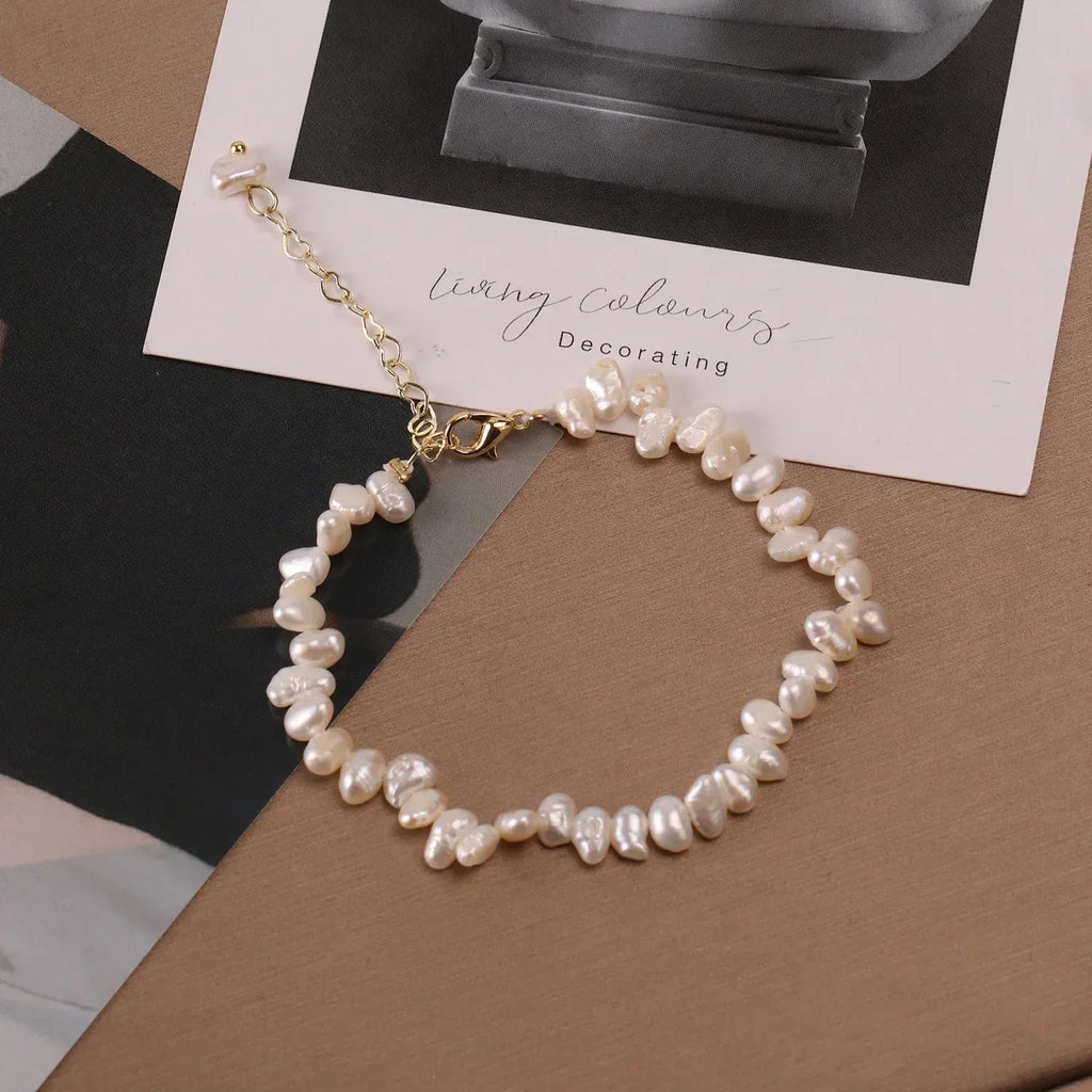 Women's Minimalist Pearl Bracelet - Viexta