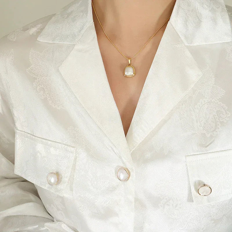 womens-pearl-pendant-necklace - Viexta