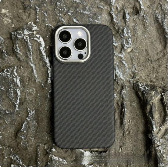 Magnetic Carbon Fiber Drop-resistant iPhone - Viexta