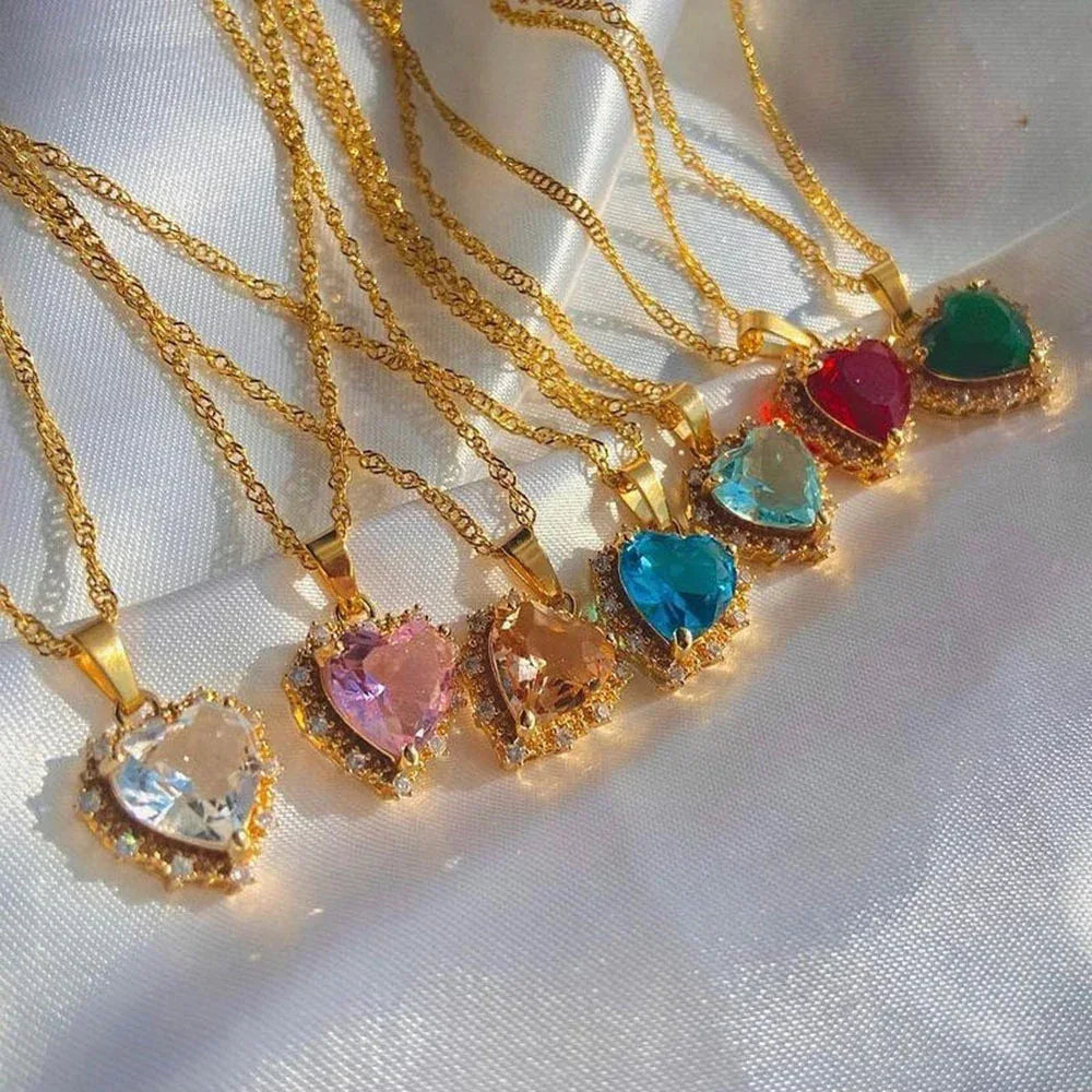 Colorful Rhinestones Heart-shaped Necklace - Viexta
