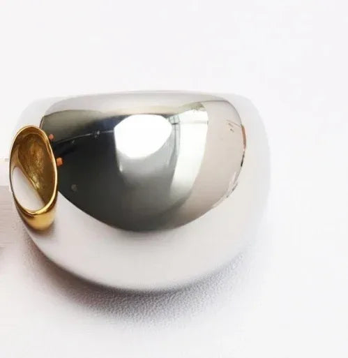 Semicircle Exaggerated Glossy Hollow Ring - Viexta