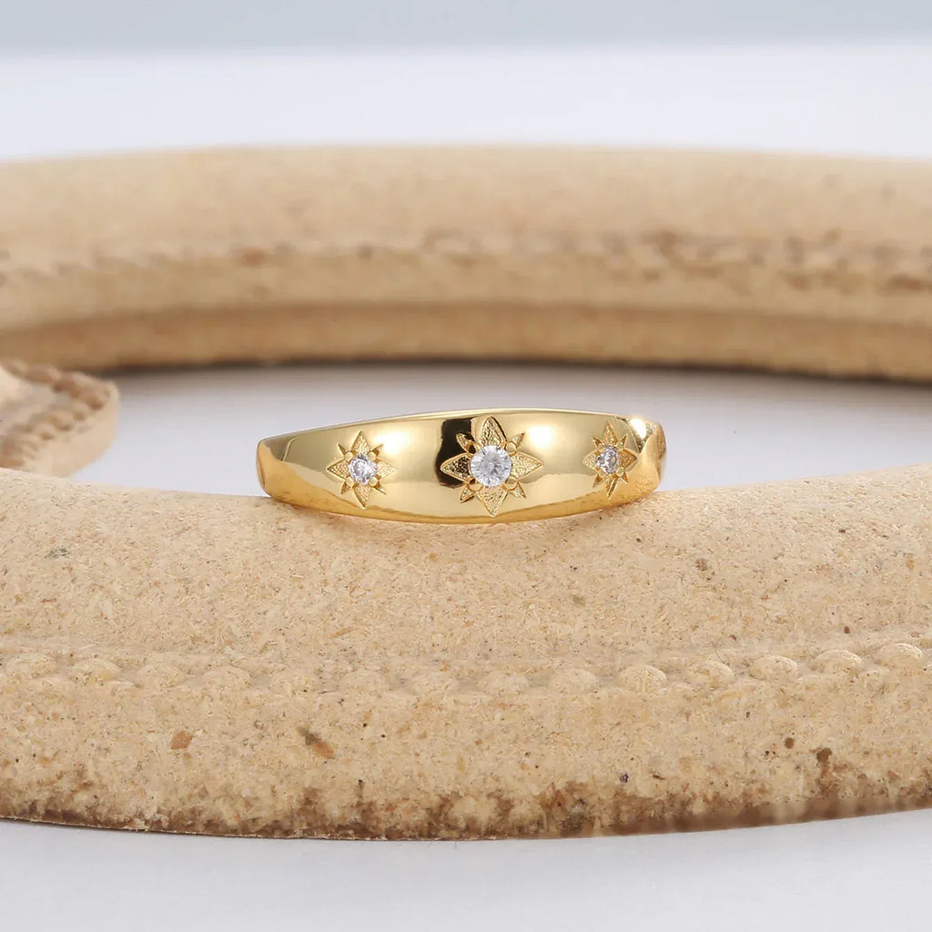 Six-pointed Star Zircon Ring - Viexta