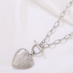 Stainless Steel Open Hollow Pattern Heart-shaped Necklace - Viexta