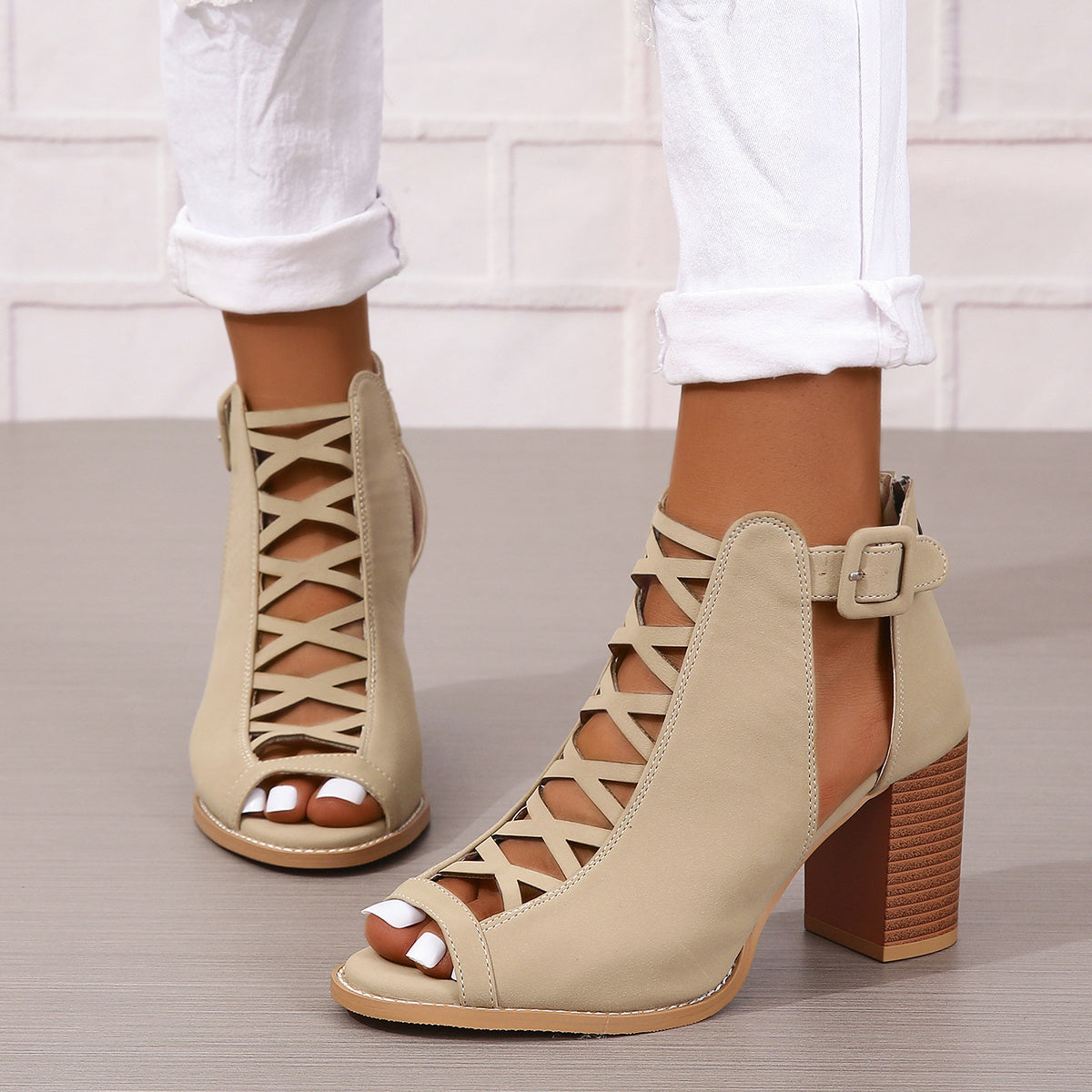 Women's Round Toe Buckle Boots