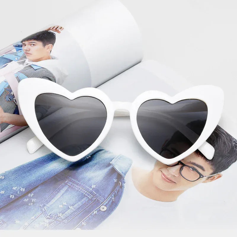 Fashion Love Big Face Thin Sunglasses - Viexta